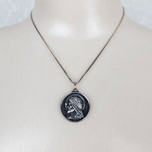 Hayward Sterling Silver 925 Pendant‎ Religious Medal Necklace Jesus Protestant